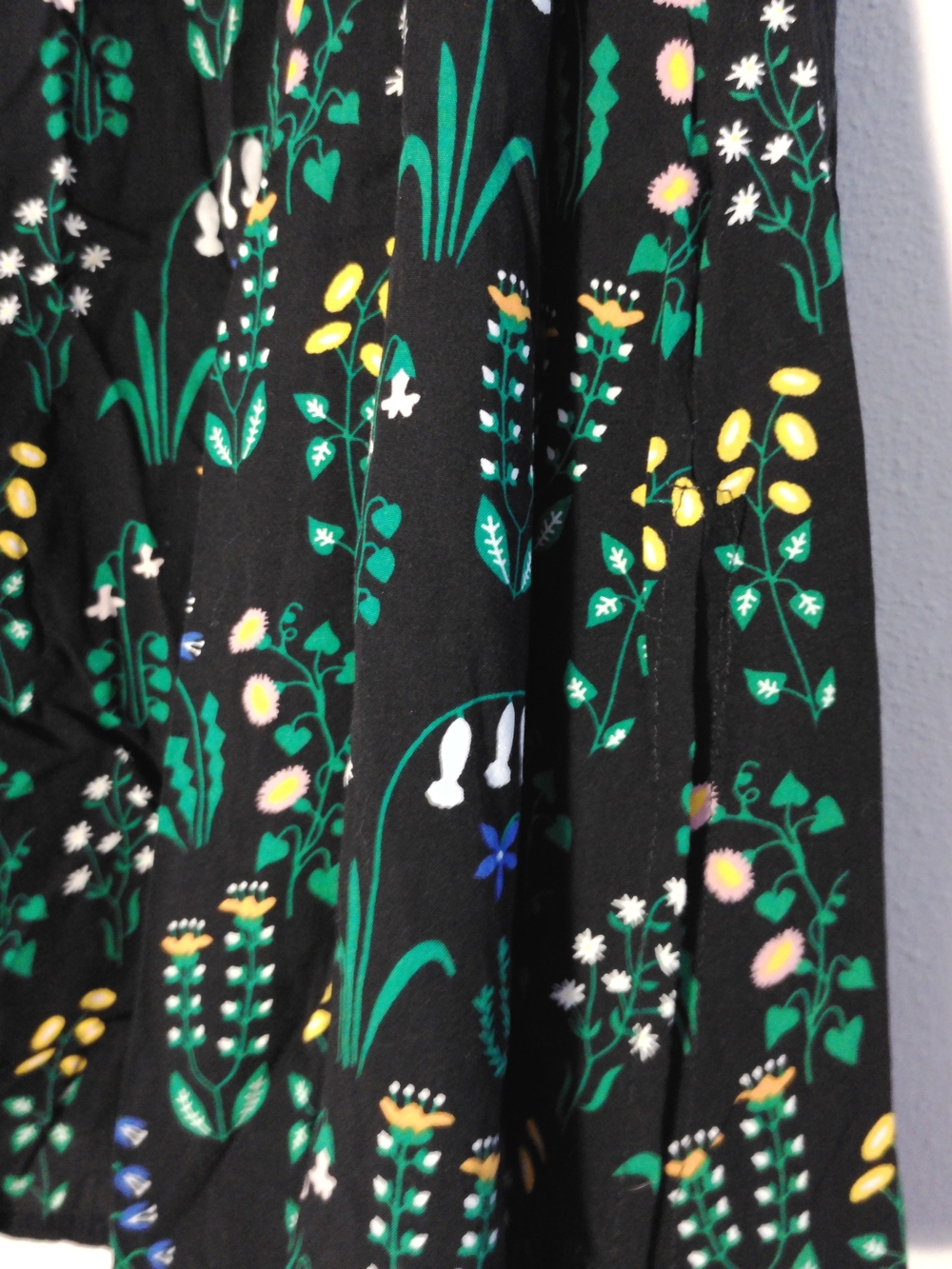 Modcloth Black Floral Midi Skirt - Picture 2 of 3